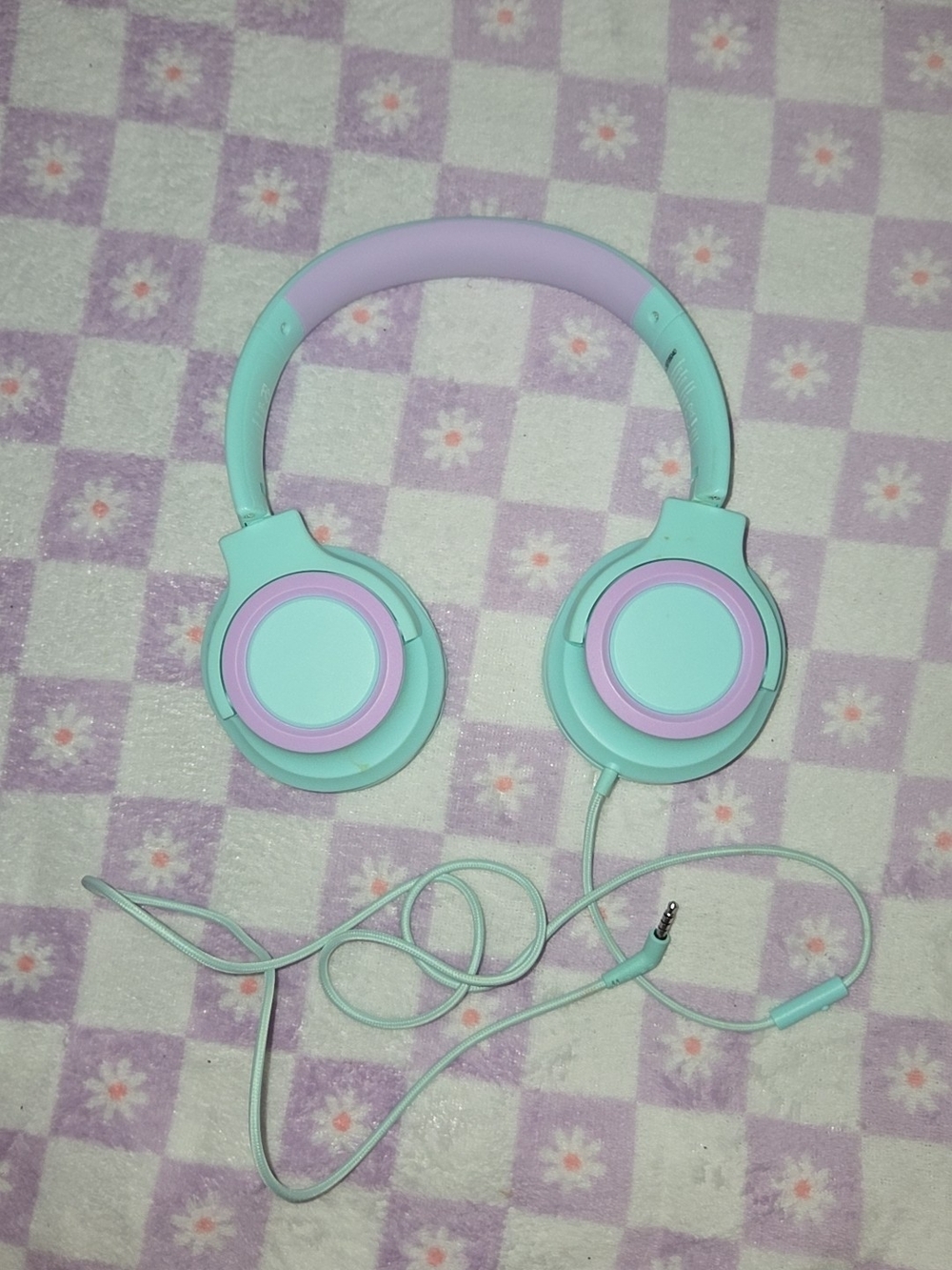 Mint and Lavender Wired On-Ear Headphones - Unbranded
